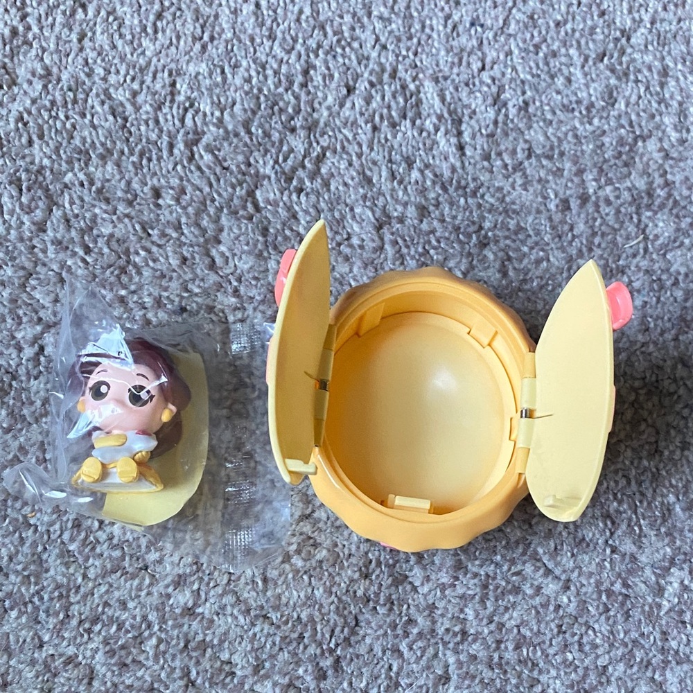 Disney Belle Mini Figurine with Capsule